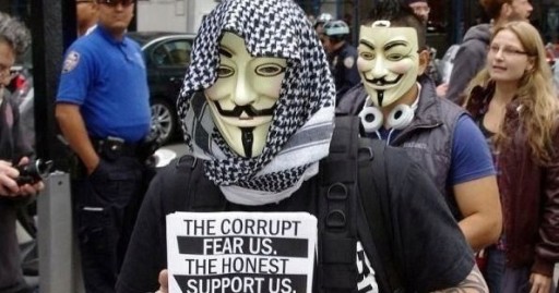 V MASKA PRE VENDETTU ANONYMNÝ CHLAP FAWKES ACTA