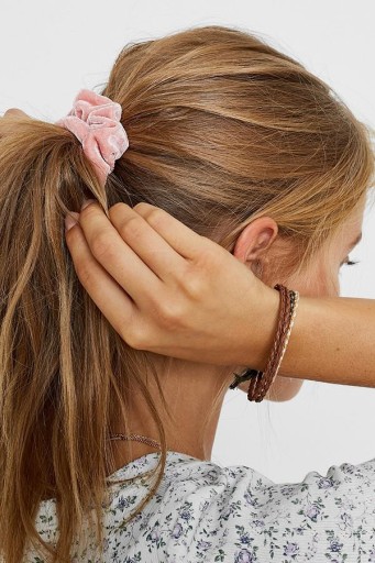 Gumička do vlasov Scrunchies, gumička, zamat, ružový zamat