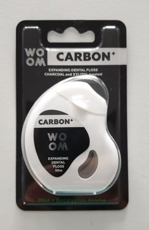 Carbon+ expandujúca zubná niť s aktívnym uhlím 30m