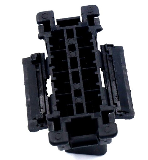 KONEKTOR OBDII OBD2 TOYOTA ČIERNA MONTÁŽNA ZÁSUVKA