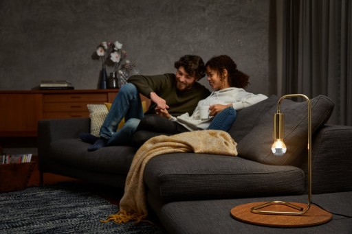 Teplo. ZRKADLO STRIEBORNÉ E27 6,5W A50 650lm 2700K OSRAM