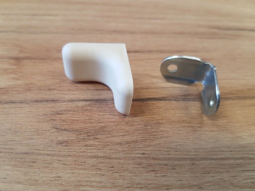 Spojka nábytková, uholníková, krémová, plast + kov, 4 ks