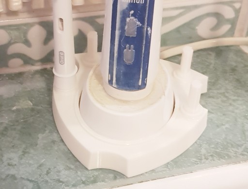 STOJAN, STOJAN NA TIP, DRŽIAK NABÍJAČKY ORAL-B