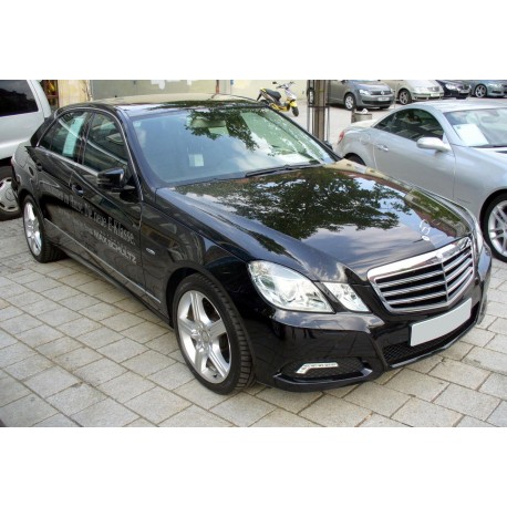 PRIPRAVENÝ SPREJ 150ML MERCEDES 197 SCHWARZ FARBA