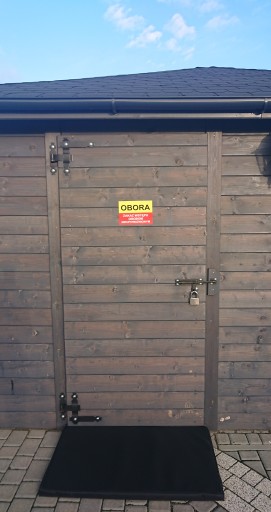 INFORMAČNÁ TABUĽA OBORA - VSTUP ZAKÁZANÝ