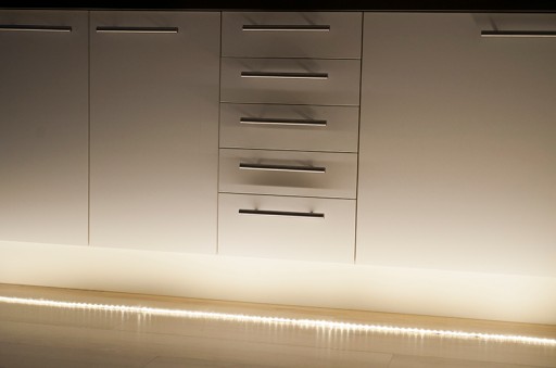 LED pás 2835 300 IP20 5m teplý 30271