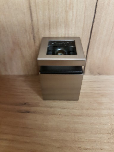 Montáž na policu: sklo, 440B 4-26mm inox doska