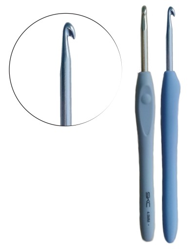 Hliníkový Háčik na háčkovanie s ergonomickou rukoväťou 4,5 SKC