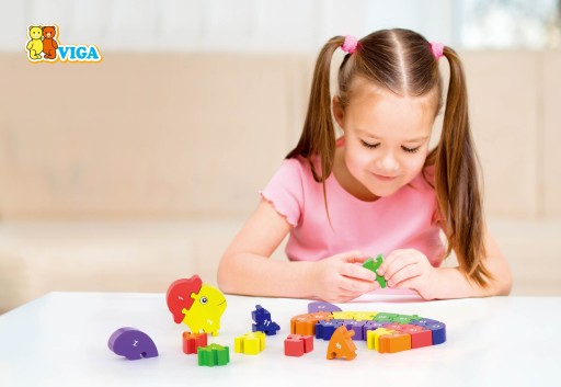 Viga Baby's First Drevené auto puzzle