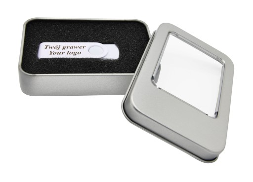 4 GB pendrive + krabica s gravírovaním do konca roka