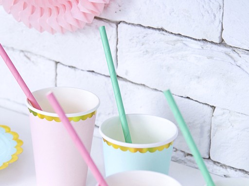 Svetloružové papierové slamky, tyčinky cake pops