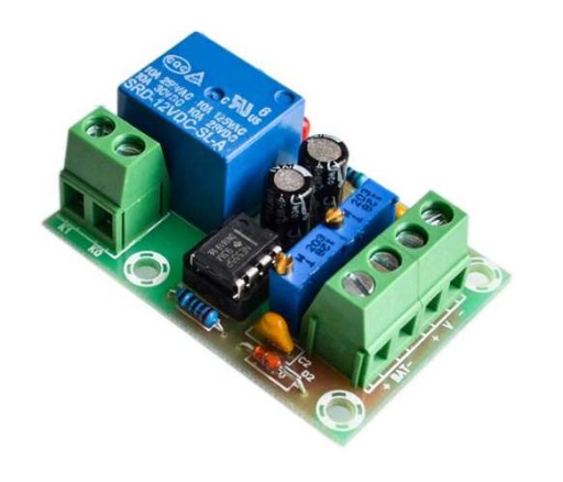OVLÁDAČ NABÍJANIA BATÉRIE 12V (10-16V) 10A