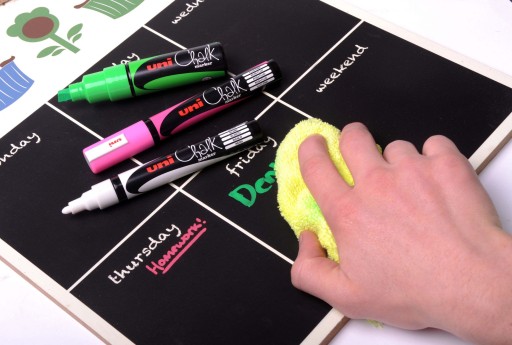 KRIEDOVÝ ZNAČOVAČ PWE-8K UNI CHALK WHITE