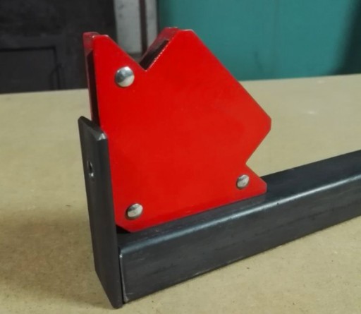 UHLOVÝ DRŽIAK MAGNETICKÝ ZVÁRACÍ DRŽIAK 25 lbs