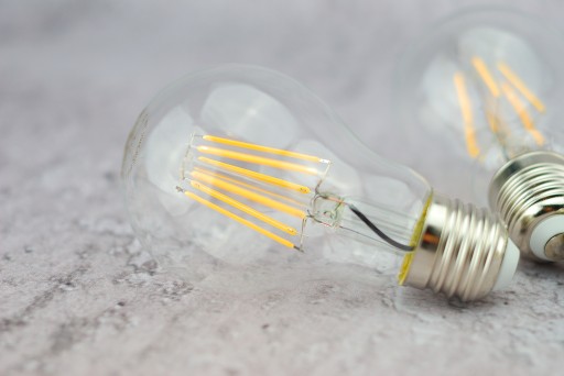 A60 LED žiarovka 7W 3000K 806lm EDISON spider LOFT