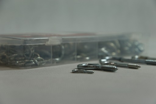 Skrutkovací hák M2-M4 151KS plný polootvorený 25-85mm