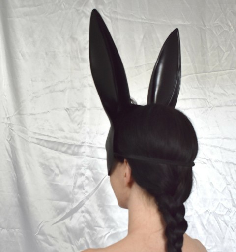 PLAYBOY MASKA ZAJAČIKA ČIERNE UŠI ZAJIKA HEFNERA
