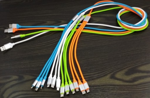 KÁBLOVÁ 3v1 LIGHTNING MICRO USB C nabíjačka (4090)
