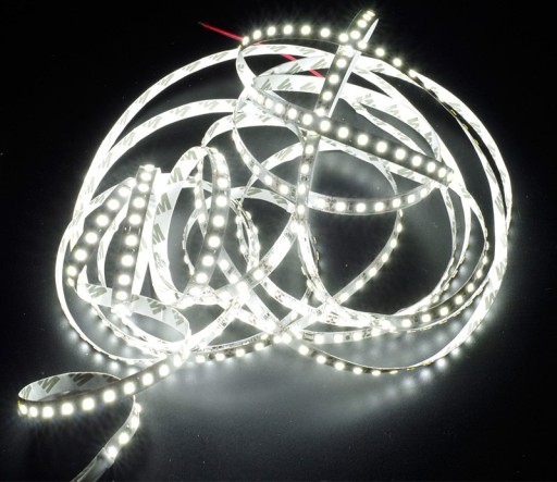 LED PÁS SMD 2835 600 5m ip20 STUDENÁ BIEL