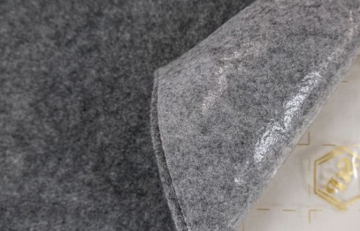Samolepiaca kobercová sivá podšívka 2mm látkový materiál na strop