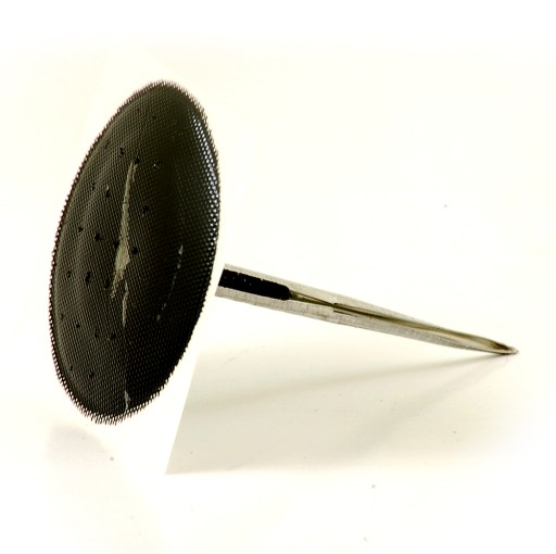 6 MM KOLÍKY S 57 MM ZÁPLATOU na opravu poškodenej pneumatiky