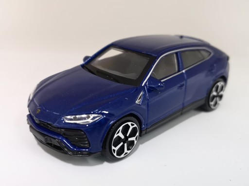 Corvette Stingray 1:43 model Bburago 18-30250