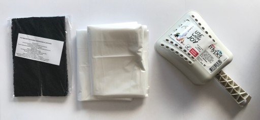 Univerzálna lopatka na sypanie steliva pre mačky
