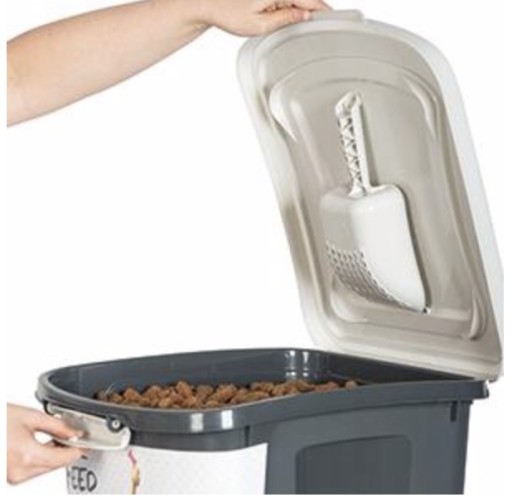 Univerzálna lopatka na sypanie steliva pre mačky