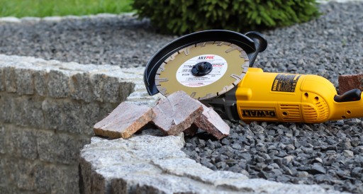 DIAMANTOVÝ DISK 115x22 NA BETÓNOVÉ DLAŽBY