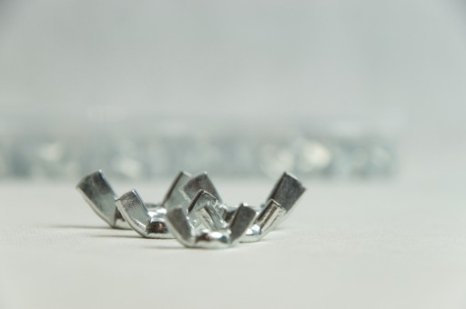 KRÍDLOVÁ MATICA Krídlové matice 150ks M4-M10 6-9,5mm