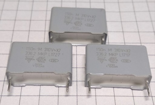 Kondenzátor 150nF /310V~ MKPX2 L17 0,15uF 10ks.