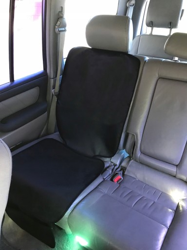 OCHRANNÁ PODLOŽKA PRE OCHRANU AUTOSEDADIKY