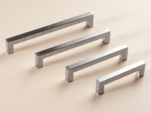 MODERNÁ Štvorcová SILVER Nábytková rukoväť 160mm
