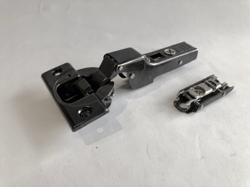 BLUM PREKRÝVANÝ pánt 71B3650 BLACK ONYX + vod