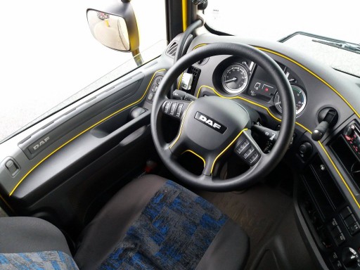 DEKORATÍVNA PÁSKA TUNING KOKPIT 2m POĽSKO