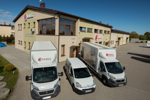 POTAHOVÁ LÁTKA plyšový materiál Trinity 561 fialová