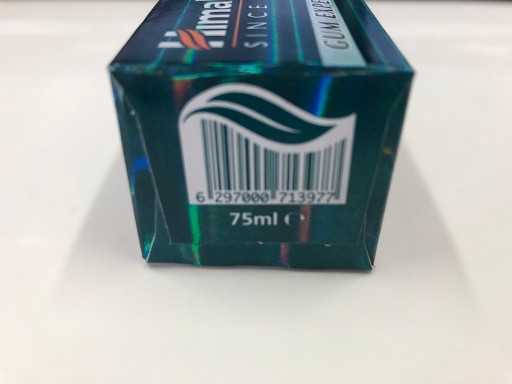 Odfarbenie zubnej pasty Himalaya Stain-Away