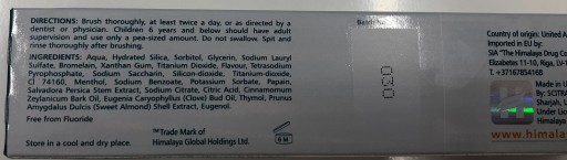 Odfarbenie zubnej pasty Himalaya Stain-Away