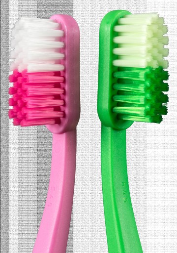Jordan Clean Smile mäkká zubná kefka 1 ks, mix farieb