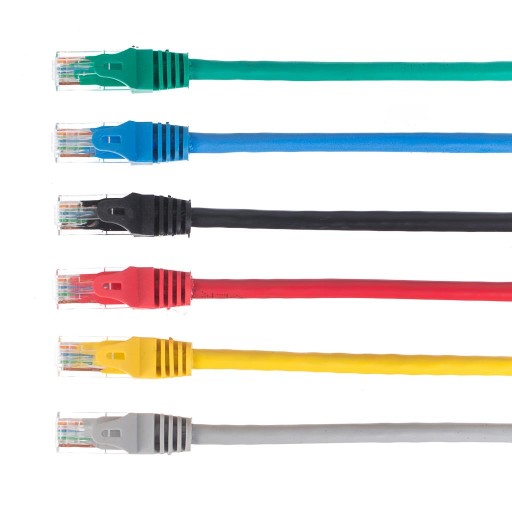 RJ45 prepojovací kábel, kat. 5e, 0,25 m, Netrack, čierny