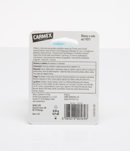 CARMEX Classic Hydratačný balzam na pery v tyčinke z granátového jablka