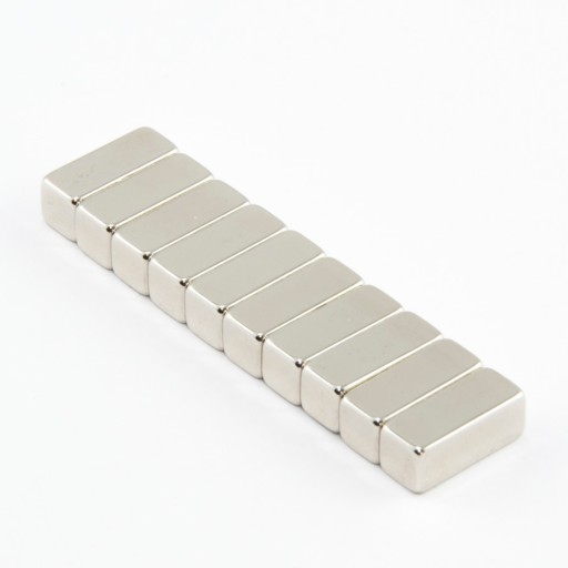 NEODYMIOVÝ MAGNET TANIER 15x6x6 N38 - 5 KS