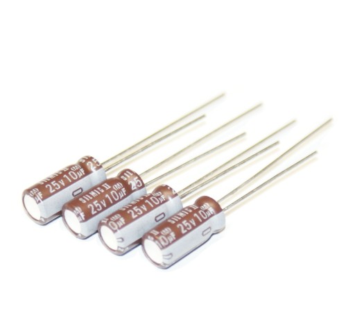 ELNA SILMIC II RFS 10uF/25V PRE AUDIO - 4ks (#113)