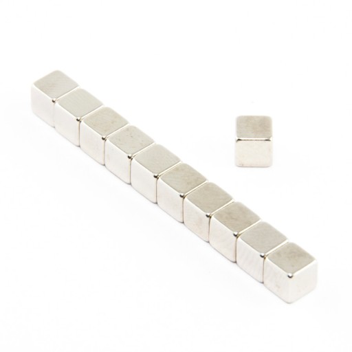 NEODYMOVÝ MAGNET TANIER 5x5x5 N38 20 KS
