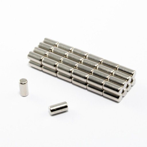 VALCOVÝ NEODYMOVÝ MAGNET 3x6 N38 SADA 35 KS
