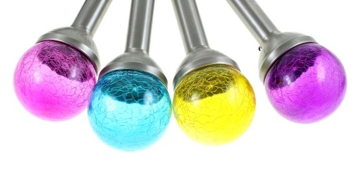 ZÁHRADNÁ SOLÁRNA LAMPA SKLENENÁ GUĽA LED FARBY