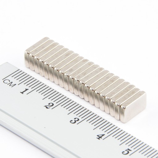 NEODYMIOVÝ MAGNET TANIER 10x6x2 N38 - 20 KS