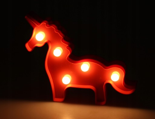 LED svietidlo UNICORN, farby, závesné, stojace, 15 cm