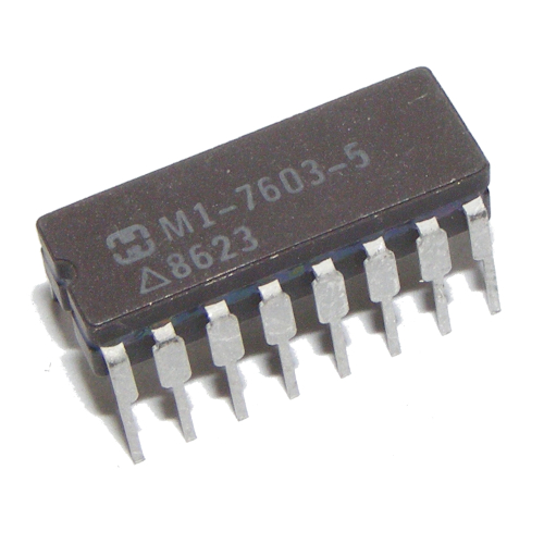 HM1-7603-5 PROM pamäť 32x8 keramický DIP-16 HARRIS