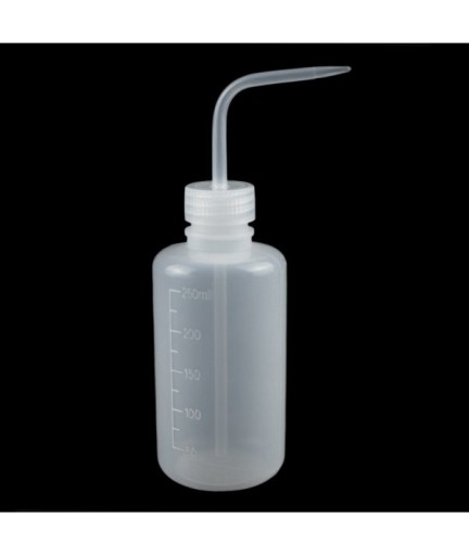 Fľaša s rozprašovačom 500 ml. tetovacie doplnky.